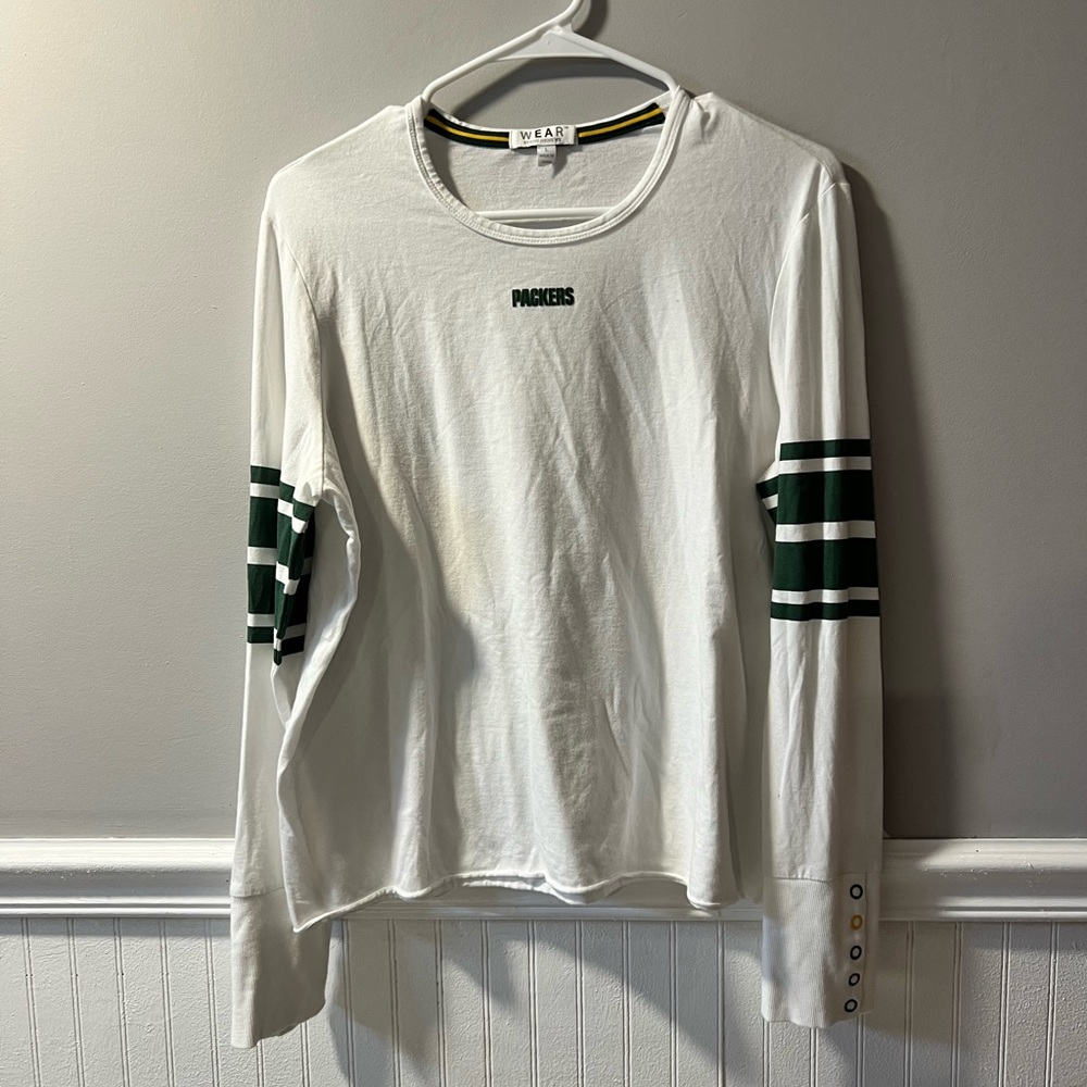 Women’s Wear by Erin Andrew’s packer Top Large